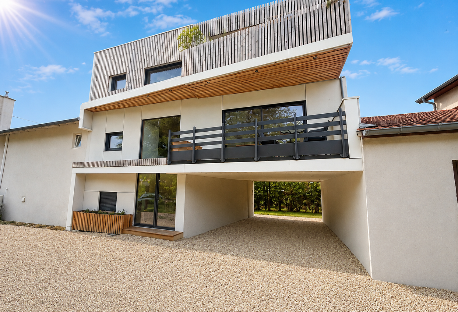 MAISON DE CARACTÈRE DE 166 M2, ENTIÈREMENT RÉNOVÉE, TERRASSES ET ROOFTOP — photo 1