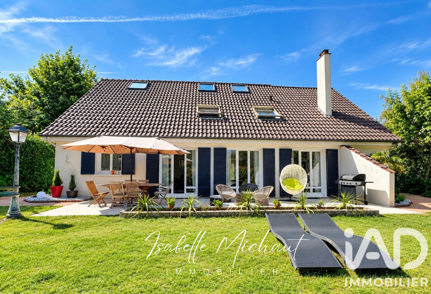 Vente Maison/villa 8 pièces — photo 1