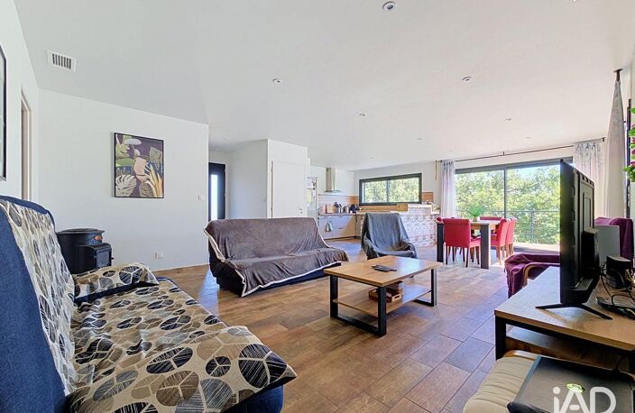 Vente Maison/villa 5 pièces — photo 3