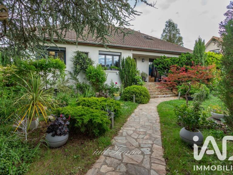 Vente Maison/villa 8 pièces — photo 1