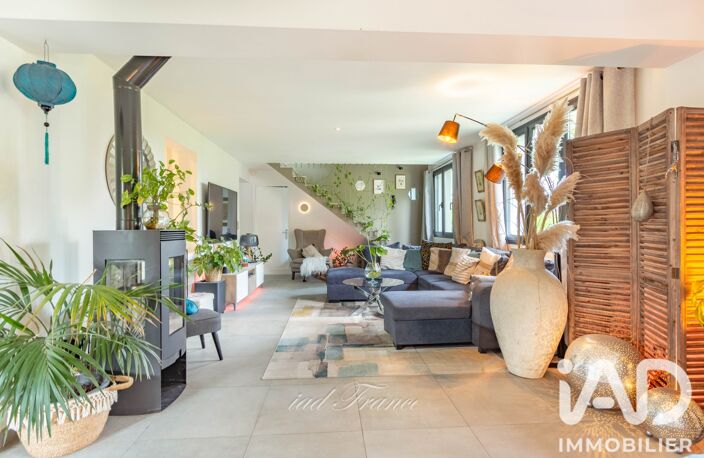 Vente Maison/villa 8 pièces — photo 4