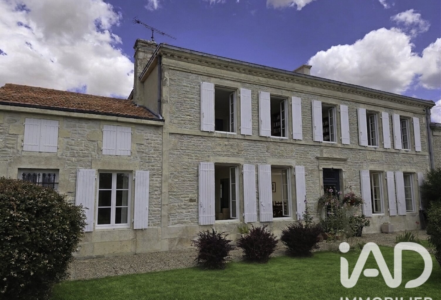 Vente Maison/villa 10 pièces — photo 1