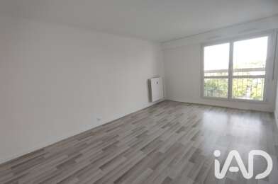 Appartement 4 pièces 990 €