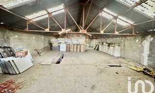 Immeuble  520 m² à vendre à Magenta (51530)