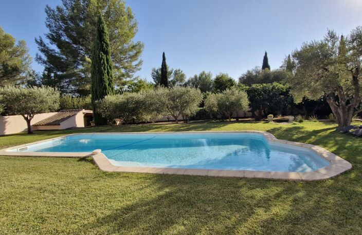 Vente Maison/villa 6 pièces — photo 2
