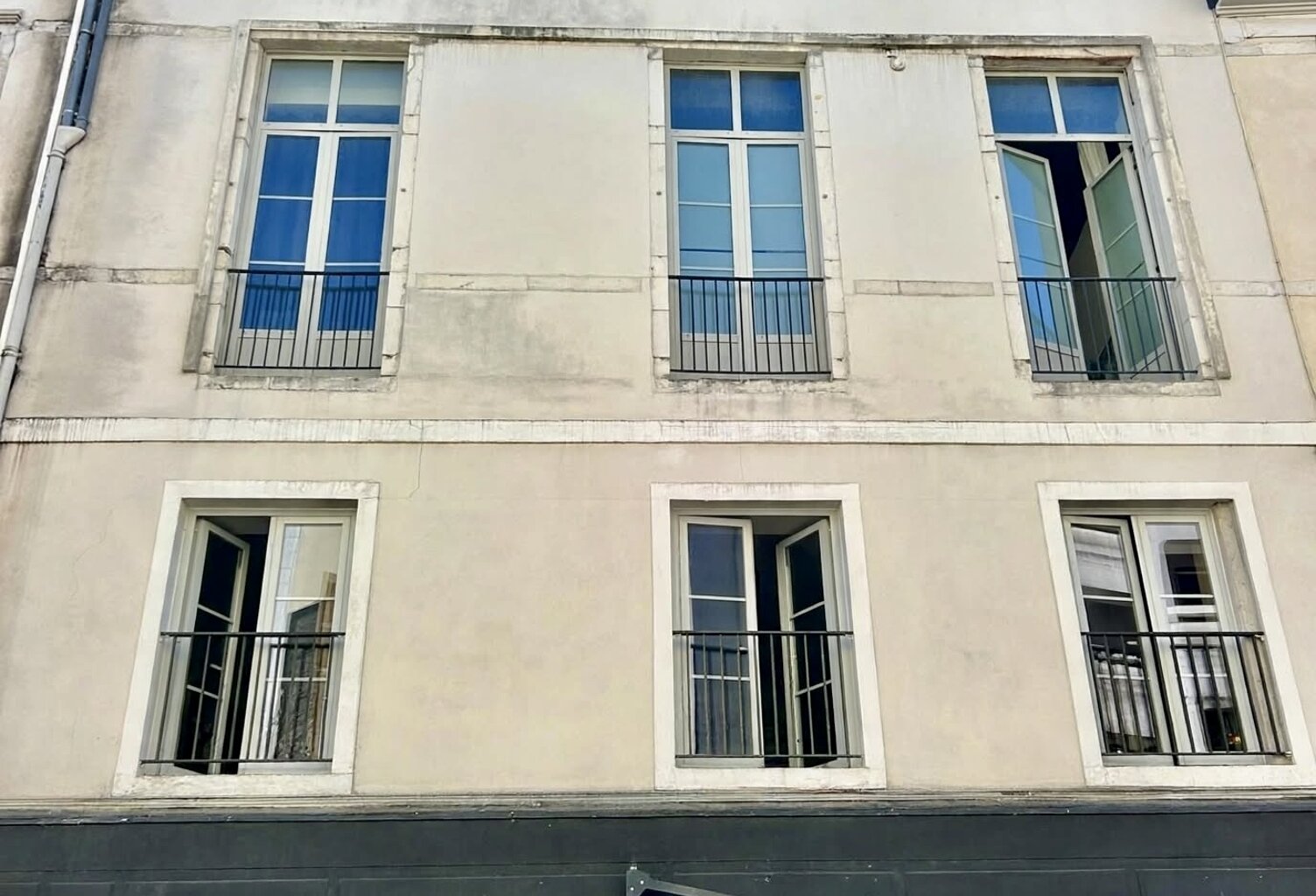 Vente Immeuble 390 m&sup2; — photo 1