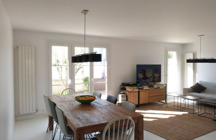 Maison Mazères Lezons 4 pièce(s) 98 m2 — photo 2