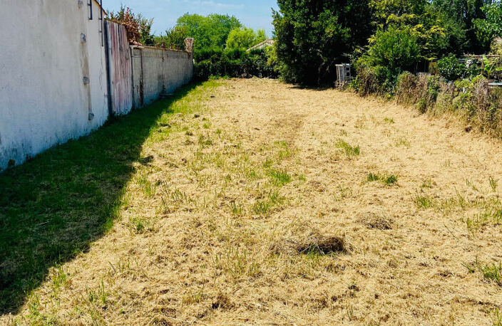 Lesparre - Terrain à bâtir 428m2 plein centre ! — photo 2