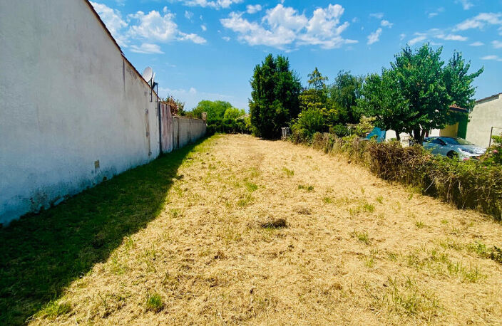 Lesparre - Terrain à bâtir 428m2 plein centre ! — photo 3
