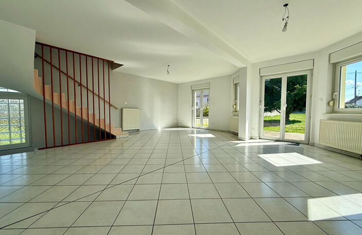 MUNCHHOUSE : maison de 5 pièces (142 m²) à louer — photo 2