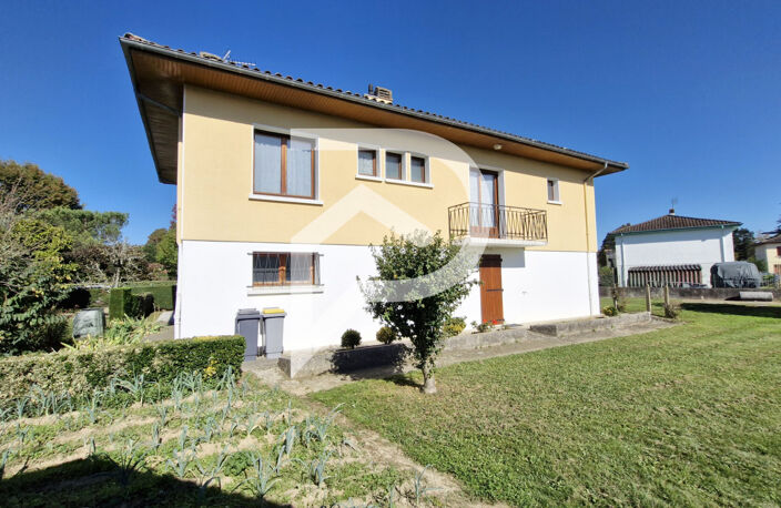 Maison SAUVETERRE DE BEARN 6 pièces 150 m² — photo 4