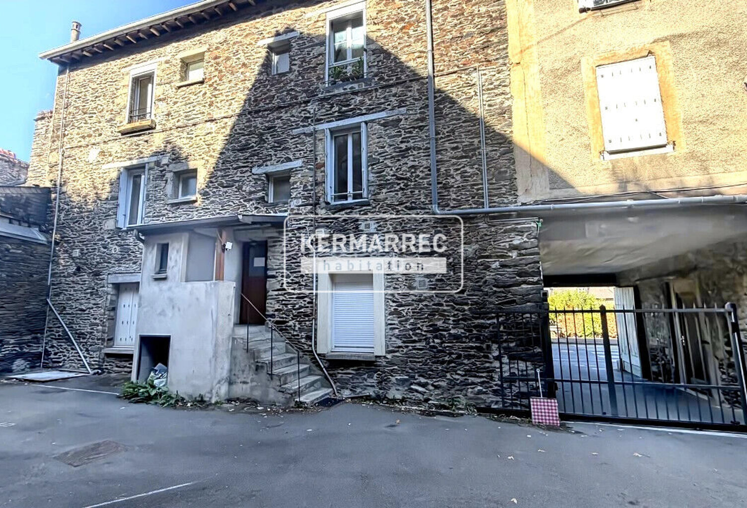 A VENDRE Appartement 2 pièces à VITRE 32 m² - 86 500  HAI — photo 1