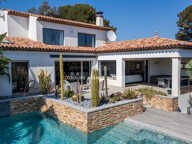 VILLA AVEC VUE MER PISCINE CAVE A VIN 50 METRES DE LA MER, AUX ISSAMBRES — photo 3
