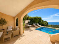 A VENDRE VILLA DE 150M² AVEC VUE MER PANORAMIQUE  4 CHAMBRES ET GARAGE AUX ISSAMBRES — photo 2