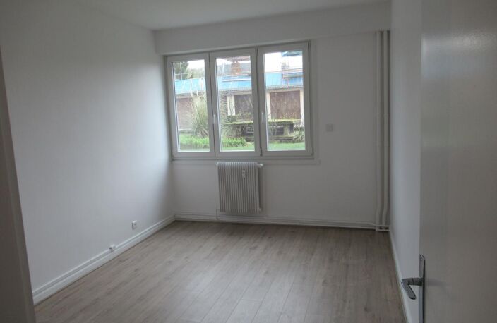 Appartement T3 à LOUER à Cambrai — photo 2