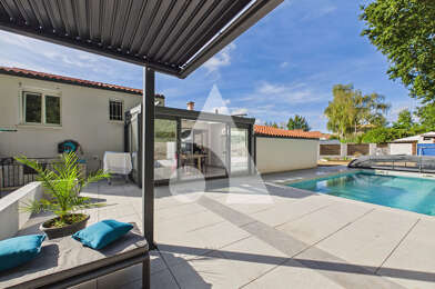 Maison 8 pièces 343350 €
