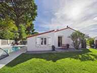 OUDAIRIES - Maison 5 ch - 160 m² - Piscine, terrain clos au calme — photo 4
