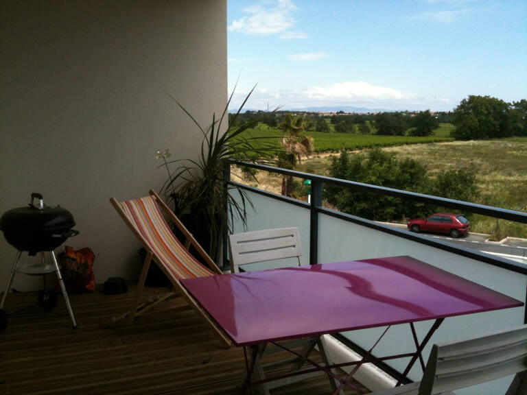 F2 Terrasse + parkings Saleilles — photo 1