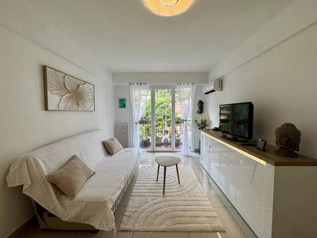 NICE MADELEINE. 2 PIECES + CAVE — photo du bien