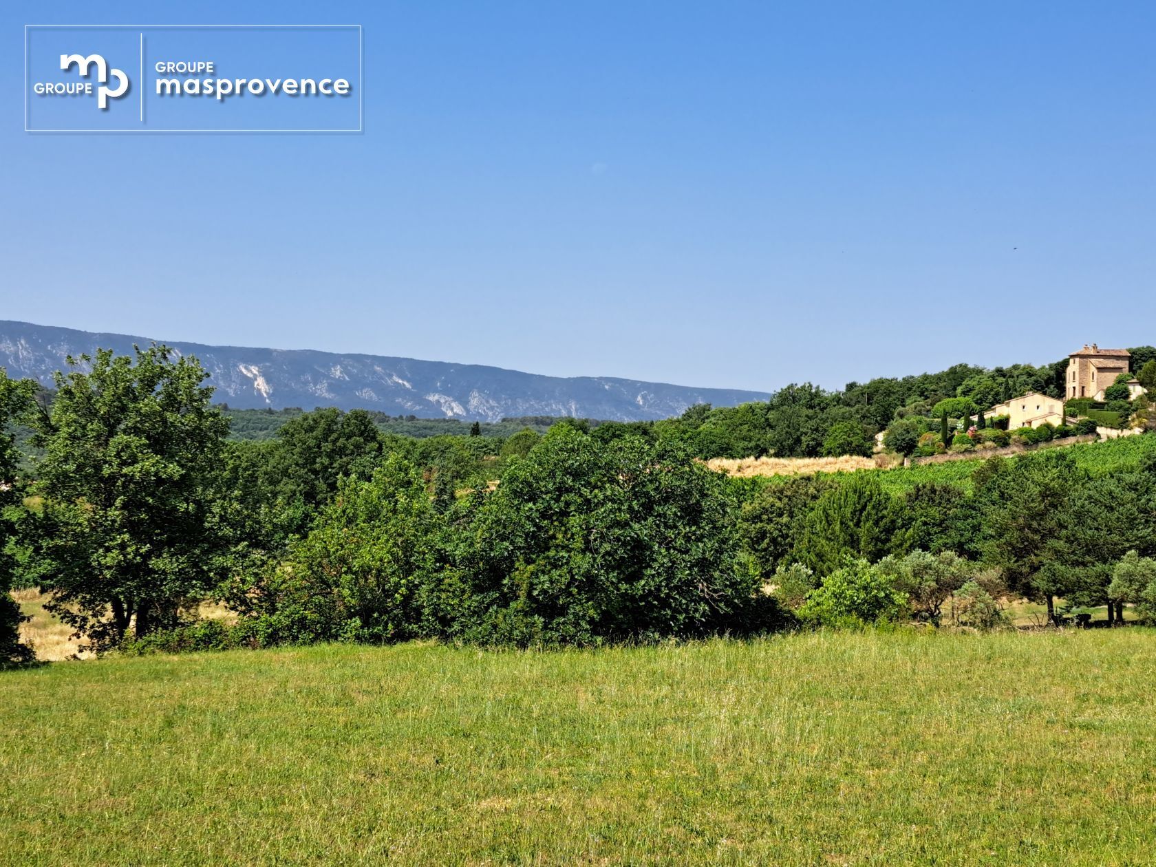 Terrain à bâtir de 1400 m² à GOULT (84)