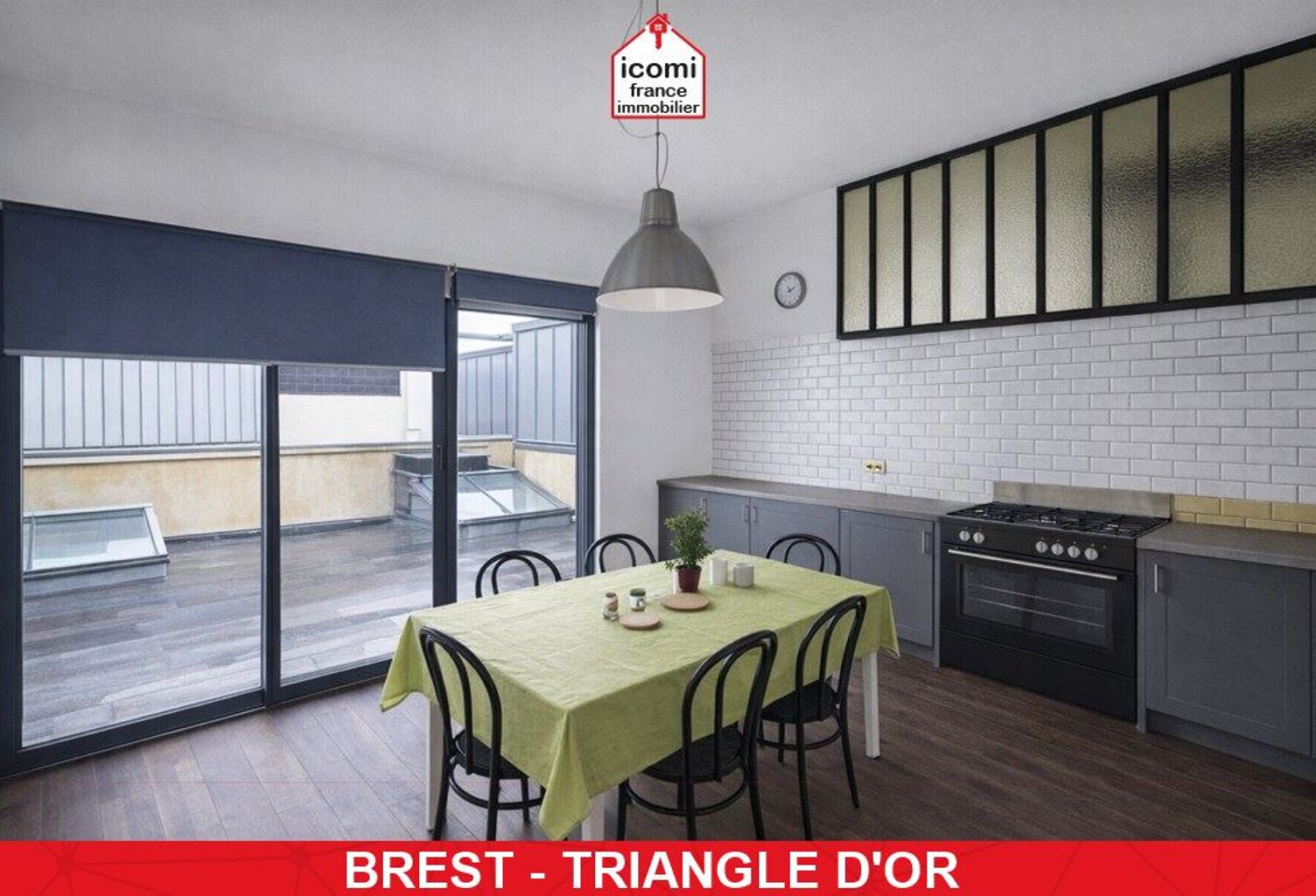 Brest - A VENDRE - BREST TRIANGLE D’OR – MAISON D’EXCEPTION – 255 M² – 5 CHAMBRES – 4/5 STATIONNEMENTS — photo 1