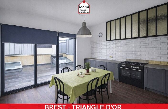 Brest - A VENDRE - BREST TRIANGLE D’OR – MAISON D’EXCEPTION – 255 M² – 5 CHAMBRES – 4/5 STATIONNEMENTS — photo 2