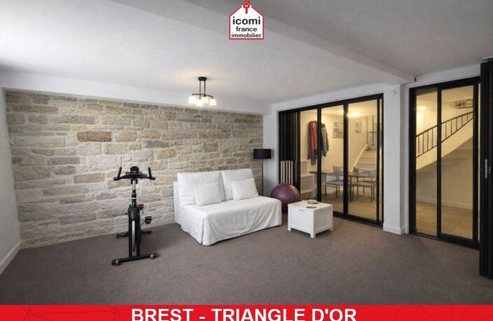 Brest - A VENDRE - BREST TRIANGLE D’OR – MAISON D’EXCEPTION – 255 M² – 5 CHAMBRES – 4/5 STATIONNEMENTS — photo 3