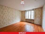 FINISTERE - Spézet (29540) - A VENDRE - MAISON DE 170M² - 4 CHAMBRES - GARAGE - GRENIER AMENAGEABLE - DEPENDANCE  A RENOVER DE 100M² — photo 4
