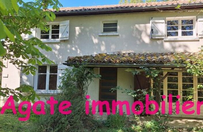 MAISON EN PIERRE A RENOVER AVEC GRAND TERRAIN — photo 5