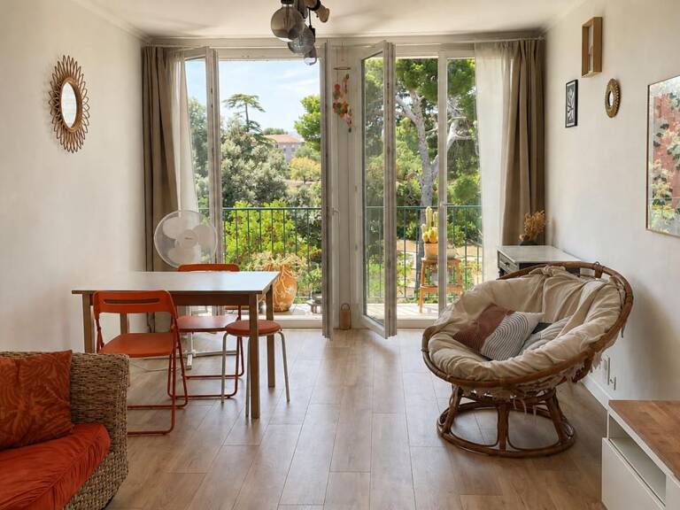 T2 à louer - étudiant - balcon et stationnement — photo 1