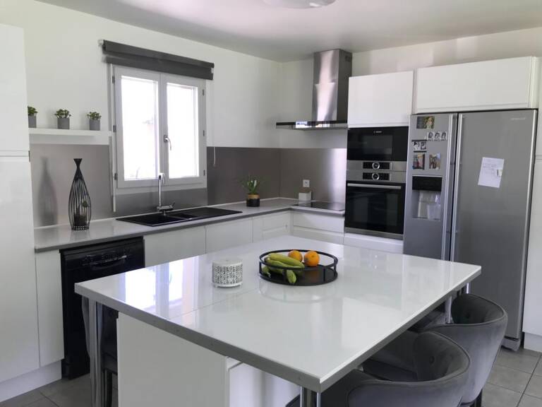 MAISON INDIVIDUELLE RECENTE SPACIEUSE ET LUMINEUSE — photo 1
