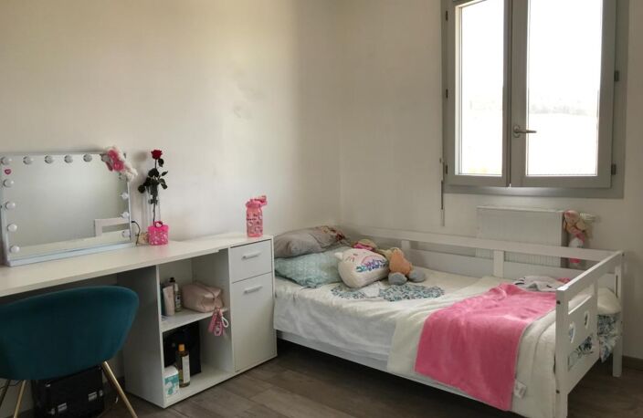 MAISON INDIVIDUELLE RECENTE SPACIEUSE ET LUMINEUSE — photo 2