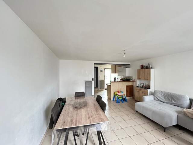 JOLI LOGEMENT 80 M² sur 3 niveaux, 2 CHAMBRES, GARAGE ET REMISE NON ATTENANTS - LOCATAIRE EN PLACE — photo du bien