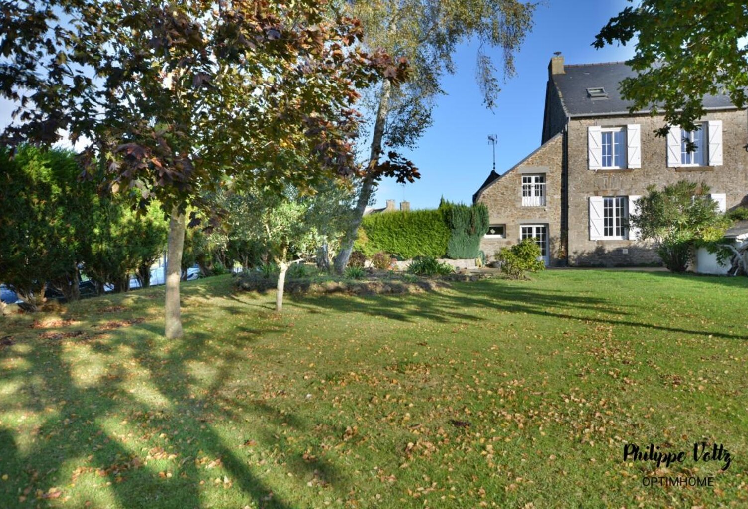 Maison de Caractère en centre bourg au calme ! — photo 1