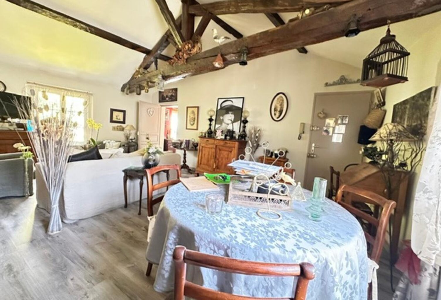 🏡 SUPERBE APPARTEMENT DE CHARME – EMPLACEMENT EXCEPTIONNEL À ANGOULÊME ! 🔑 — photo 1