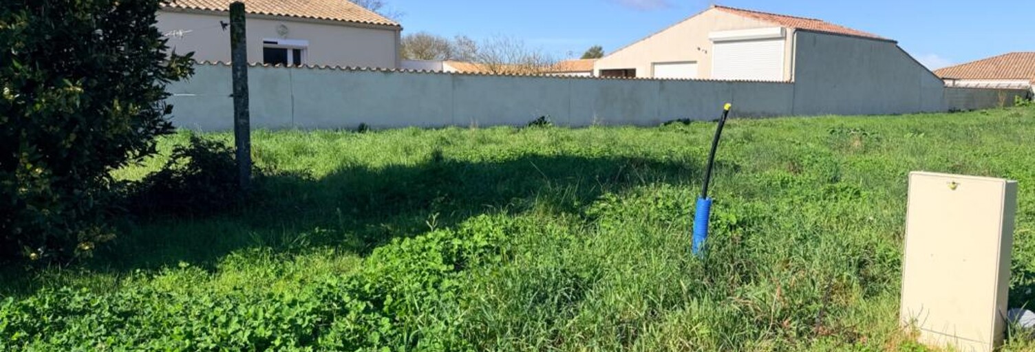 Terrain  445 m² à vendre à Saint-Laurent-de-la-Prée (17450)