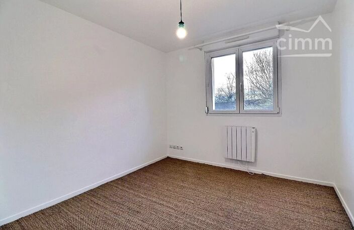 A Louer FORBACH T2 bis - 52.55m² + terrasse + place de parking — photo 4