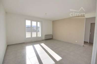 Appartement 4 pièces 653 €