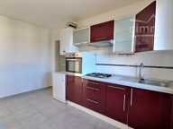 APPARTEMENT F3 avec balcon, garage et parking — photo 2