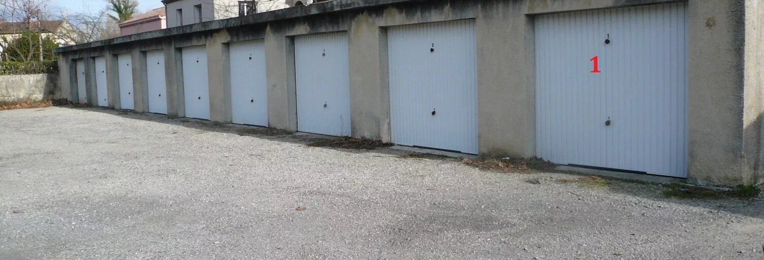 Garage  16 m² à louer à Le Teil (07400)