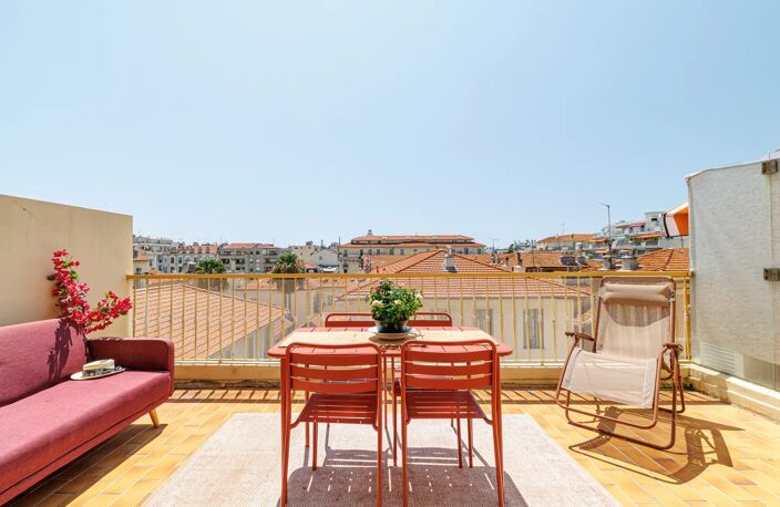 NICE MUSICIENS – LUMINEUX 3 PIÈCES AVEC TERRASSE DE 15 M² – AU C — photo 4