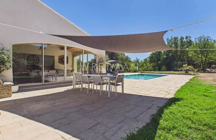 Belle villa rénovée de 250 m² avec piscine - Saint-Paul-en-Forêt — photo 4