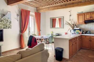 Appartement 2 pièces 704 €