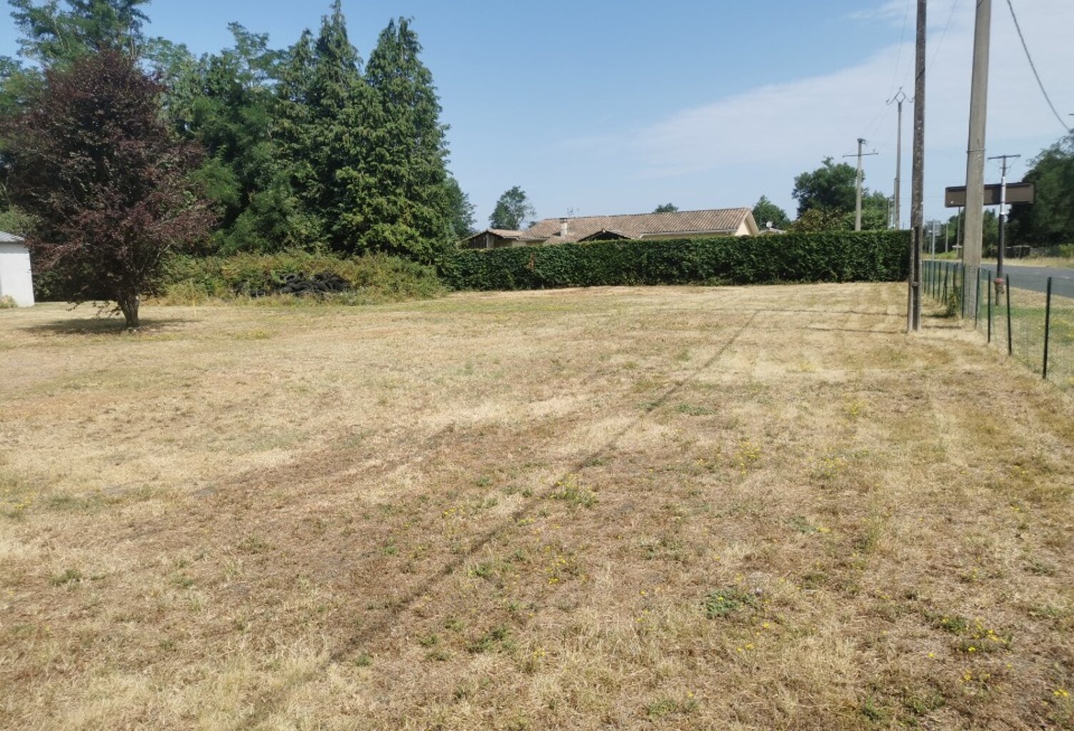 Terrain à bâtir à Saint-Symphorien (33113) — photo 1