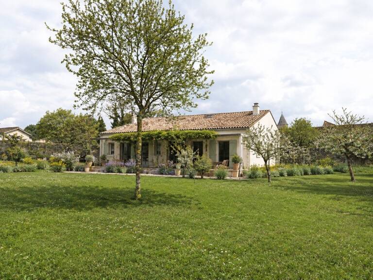 Terrain à bâtir à Saint-Pierre-d'Aurillac (33490) — photo 1