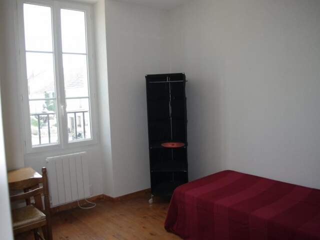 Chambre de 10m2 à louer sur Pommeuse — photo du bien