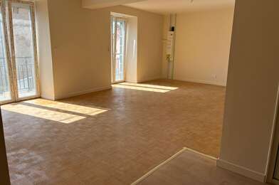 Appartement 4 pièces 1060 €