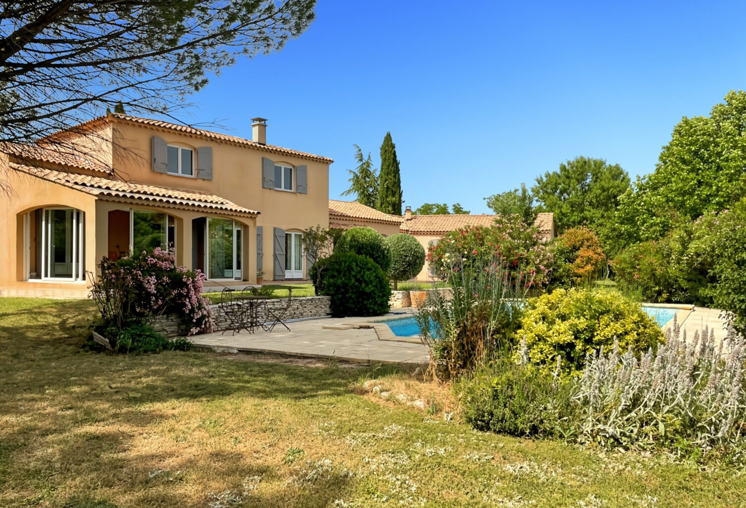 Maison à vendre 5 pièces proche de PUYRICARD (13) — photo 1
