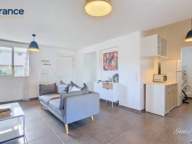 Villa T4 en duplex à louer avec Jacuzzi — photo du bien