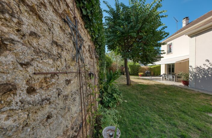 Maison à vendre 6 pièces à Jouars Pontchartrain () — photo 4